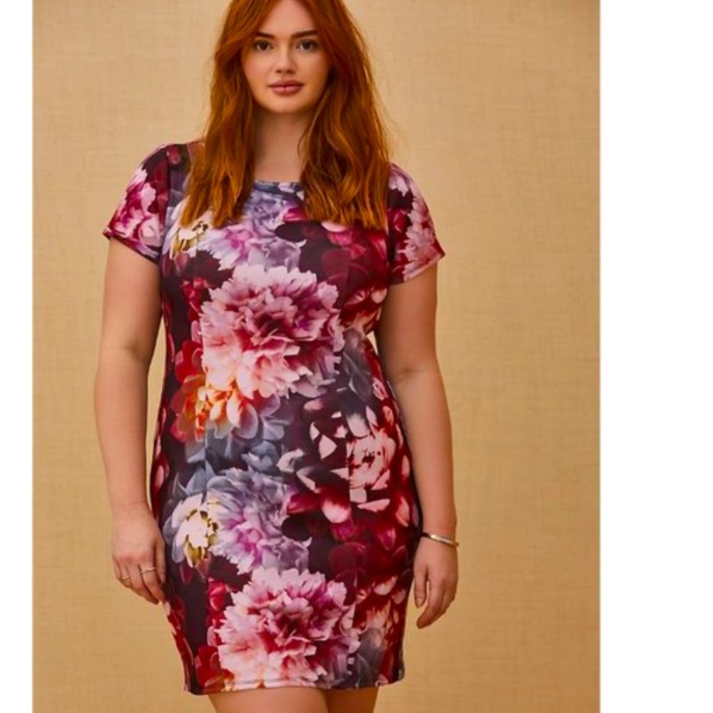 Size Large (0) Torrid Special Occasion Multi-floral knit dress